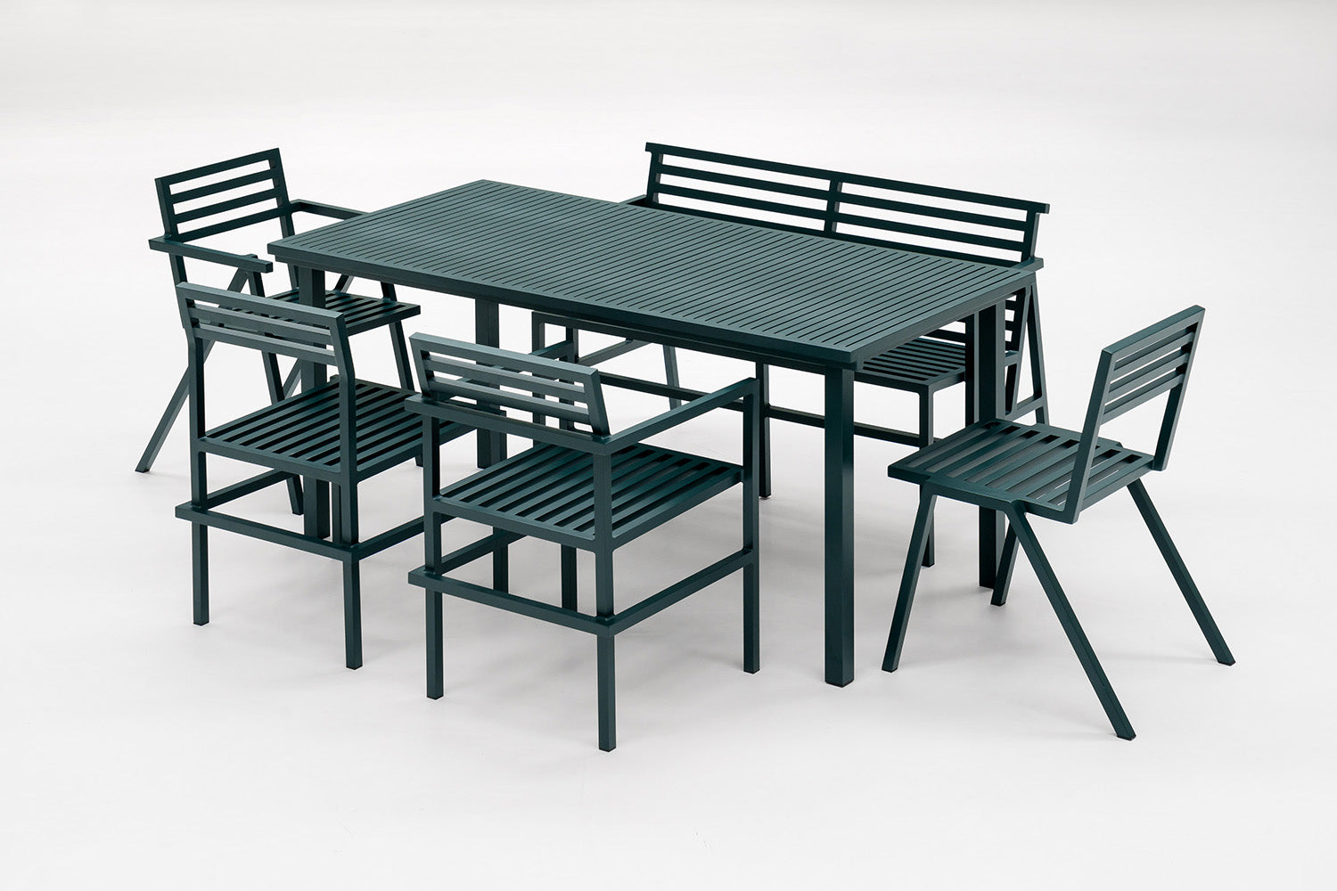 NINE 19 Outdoors Dining Table - Medium