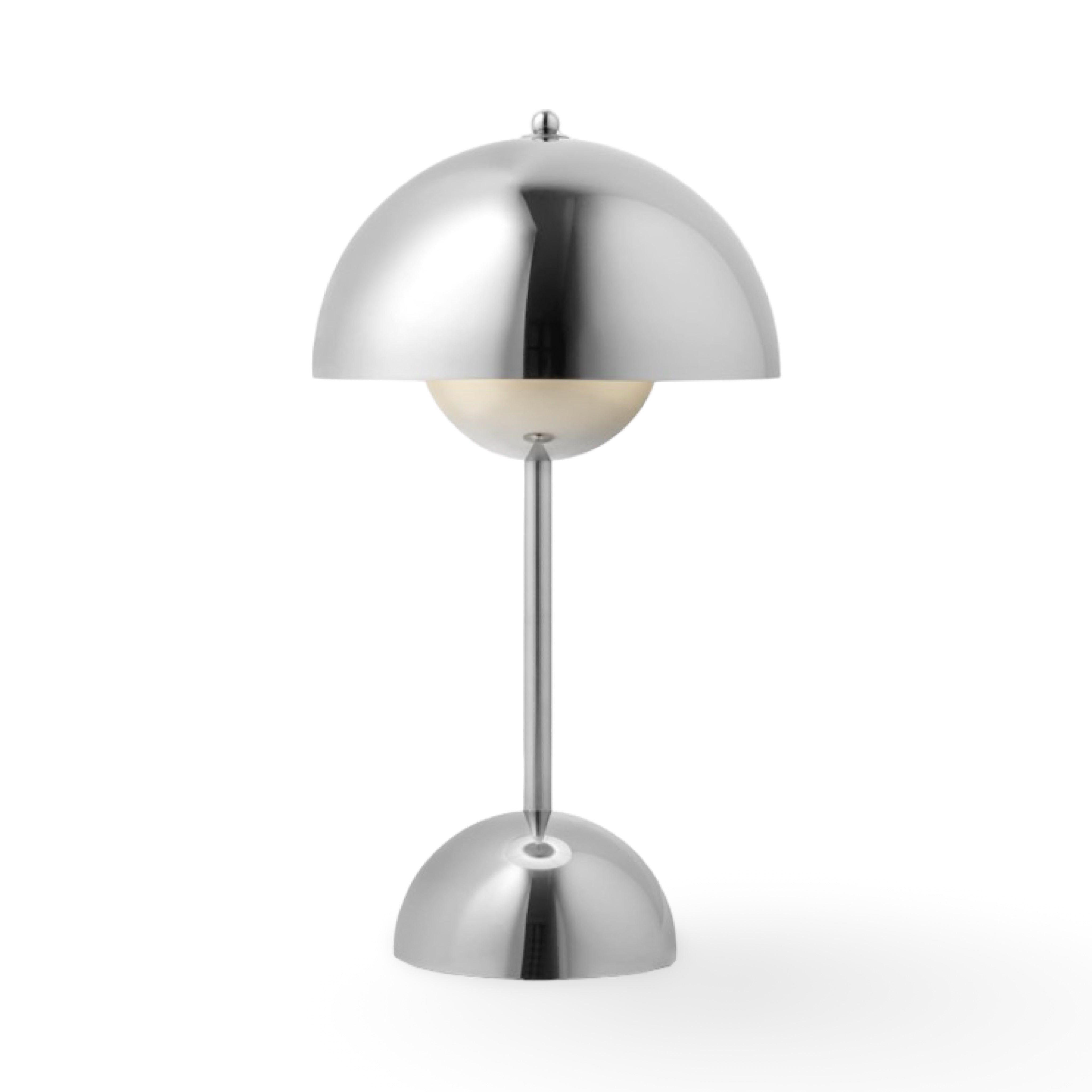 &Tradition Flowerpot Portable Lamp VP9