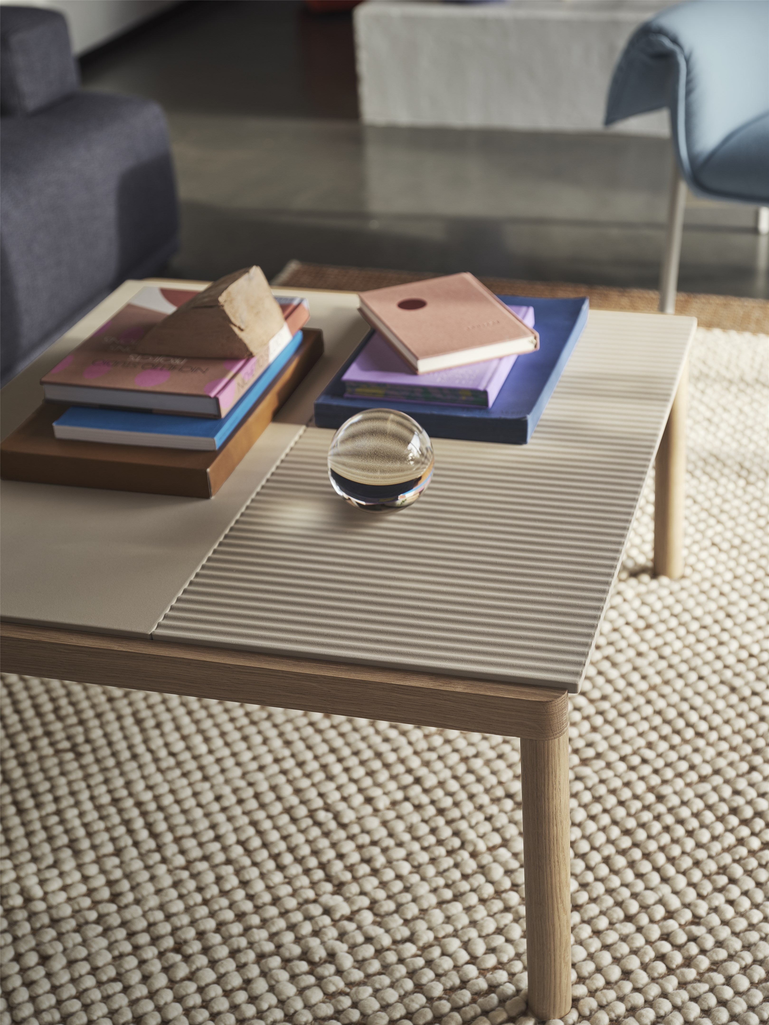 Muuto Couple Coffee Table - Medium