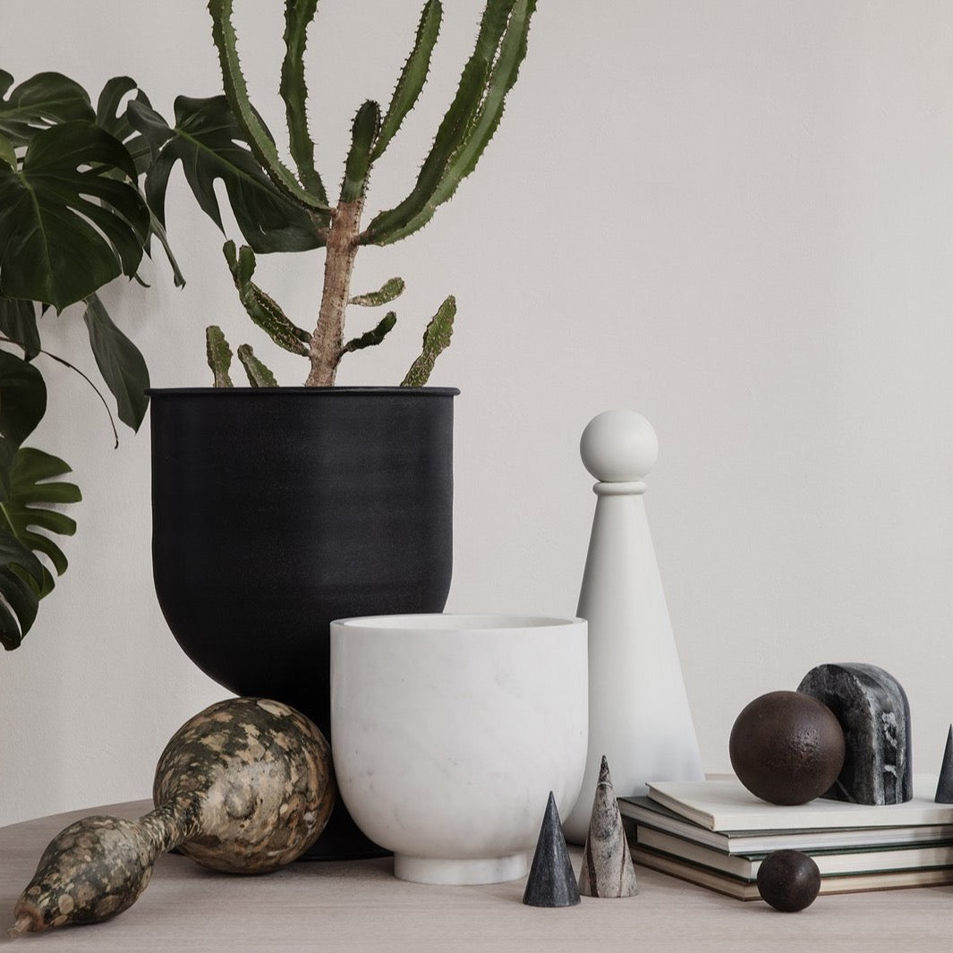 Ferm Living Hourglass Pot - Small