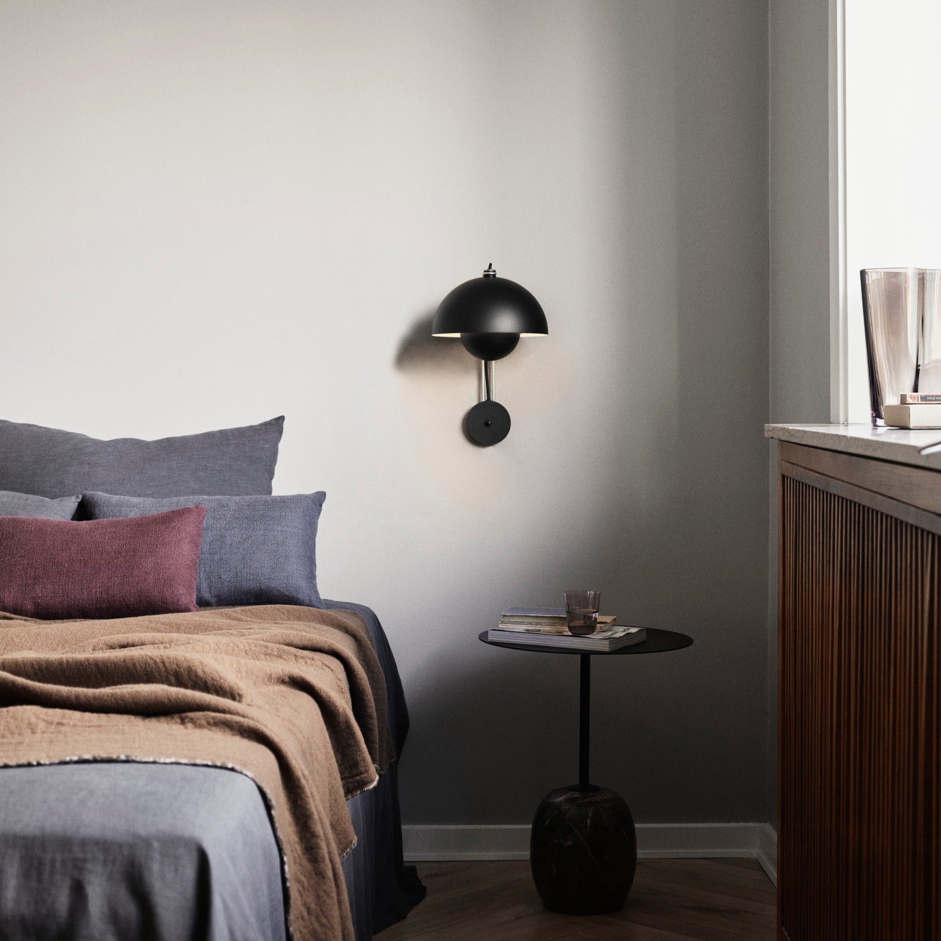 &Tradition Flowerpot Wall Lamp