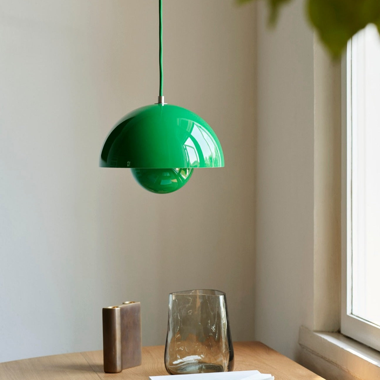 &Tradition Flowerpot Pendant Lamp Small VP1