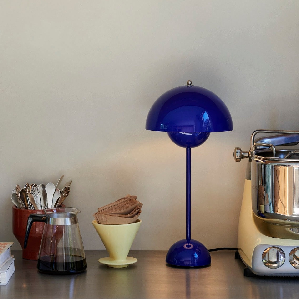 &Tradition Flowerpot Table Lamp