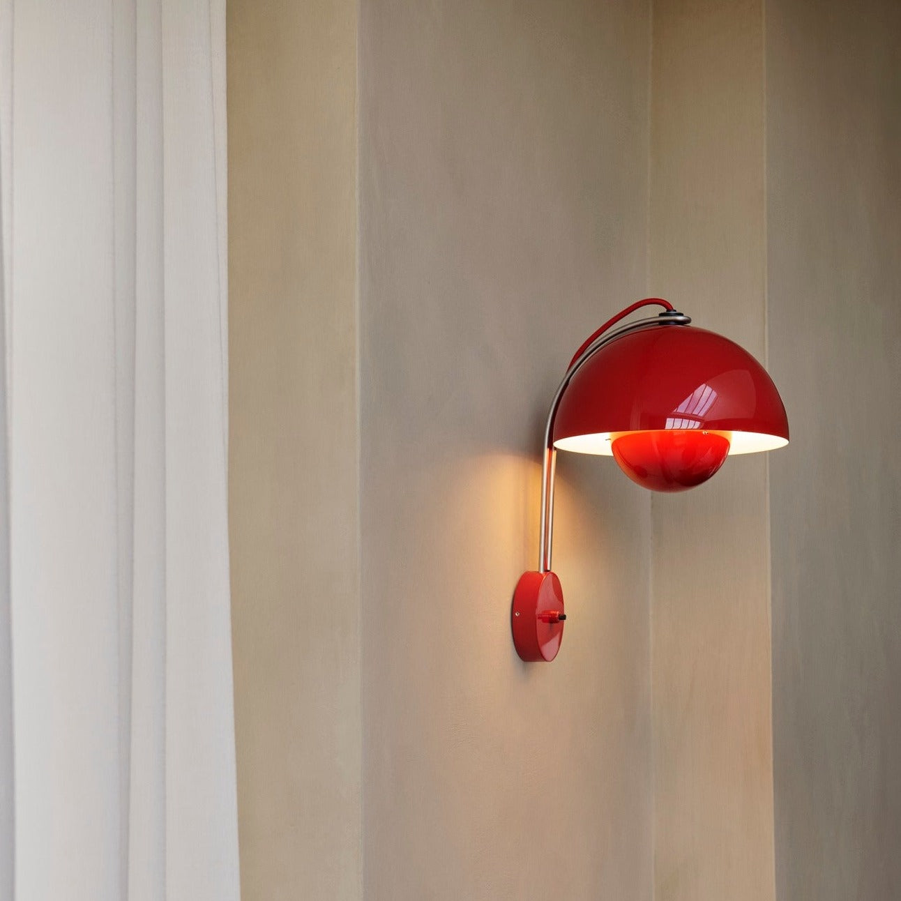 &Tradition Flowerpot Wall Lamp