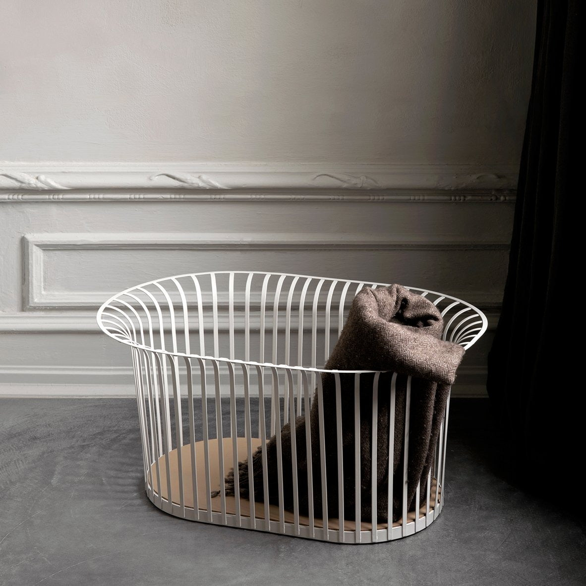 Audo Copenhagen Ribbon Basket - Ivory