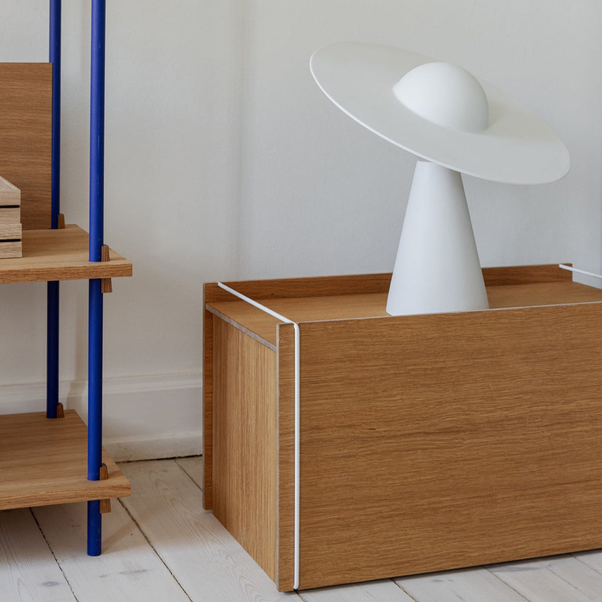 Moebe Ceramic Table Lamp