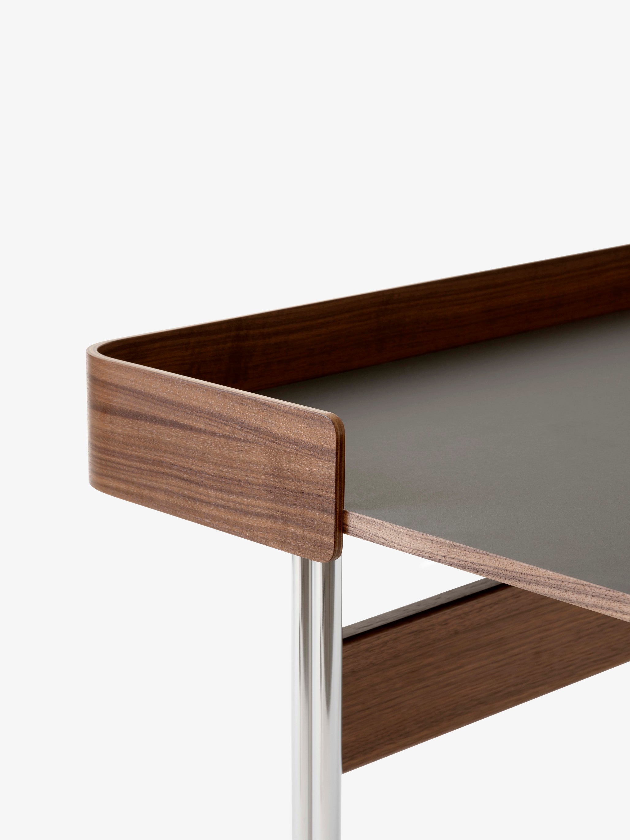 &Tradition Pavilion Desk - AV17